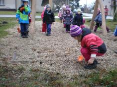 Mateřinka na dětském hřišti - 15. 1. 2014