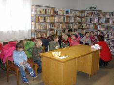 Návštěva dětí z&nbsp;MŠ v&nbsp;knihovně - 17.12.2012